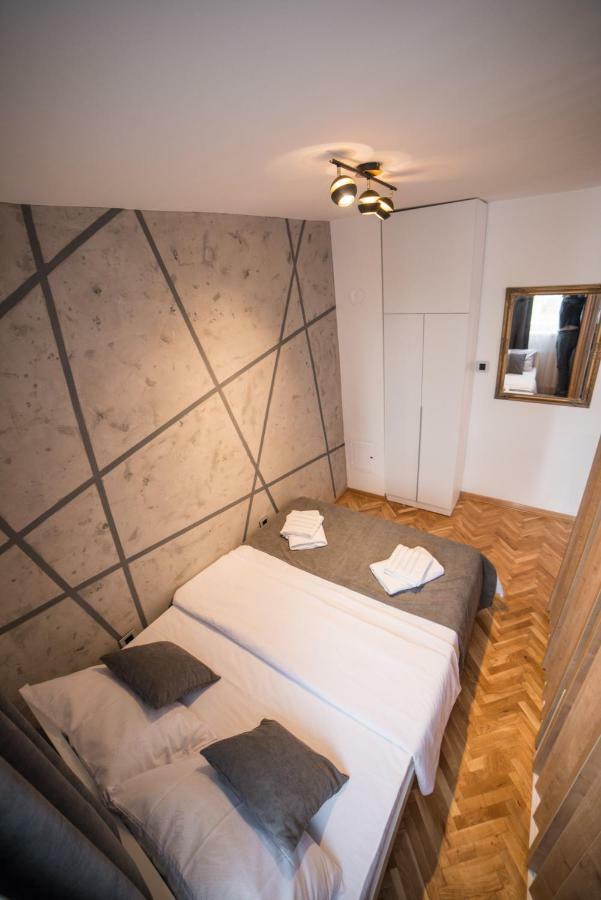 Royal Apartment Palánka Kültér fotó