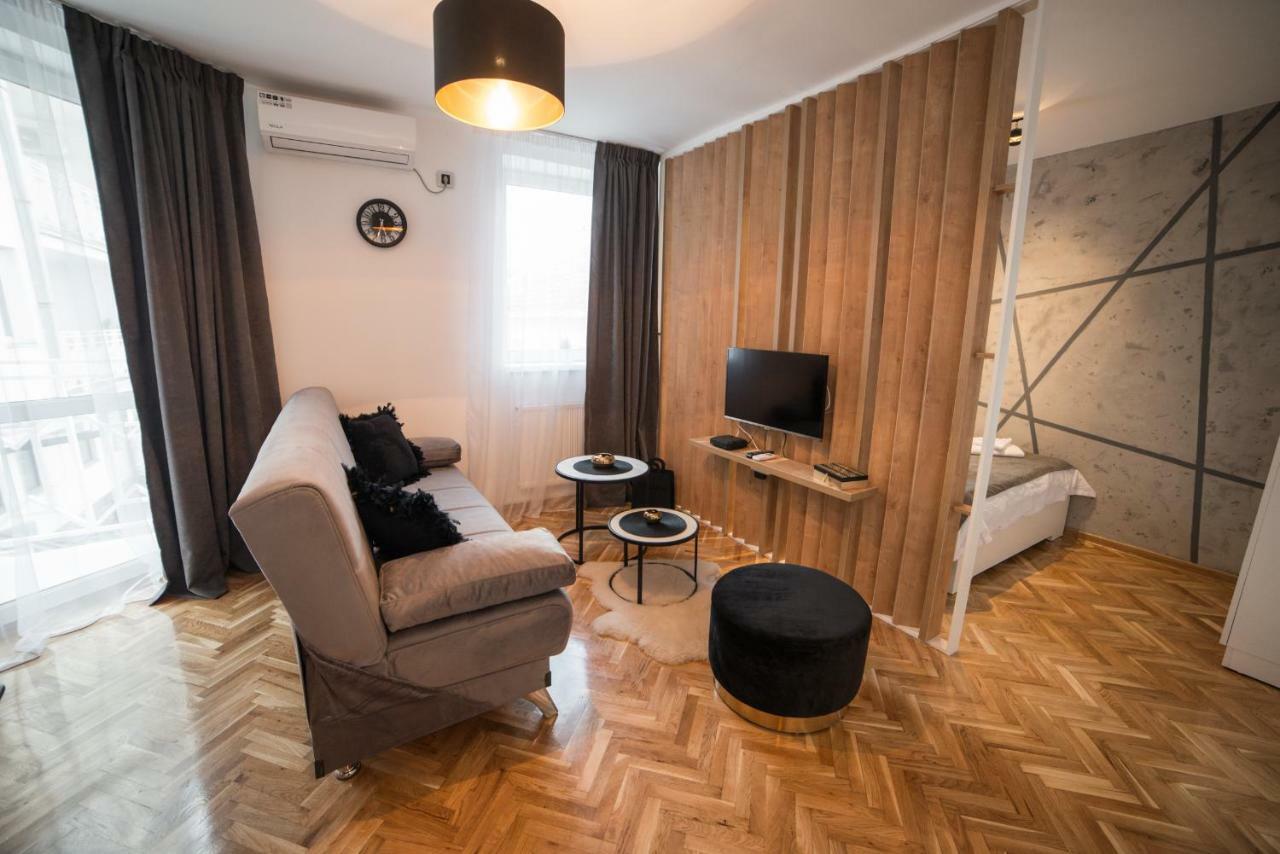 Royal Apartment Palánka Kültér fotó
