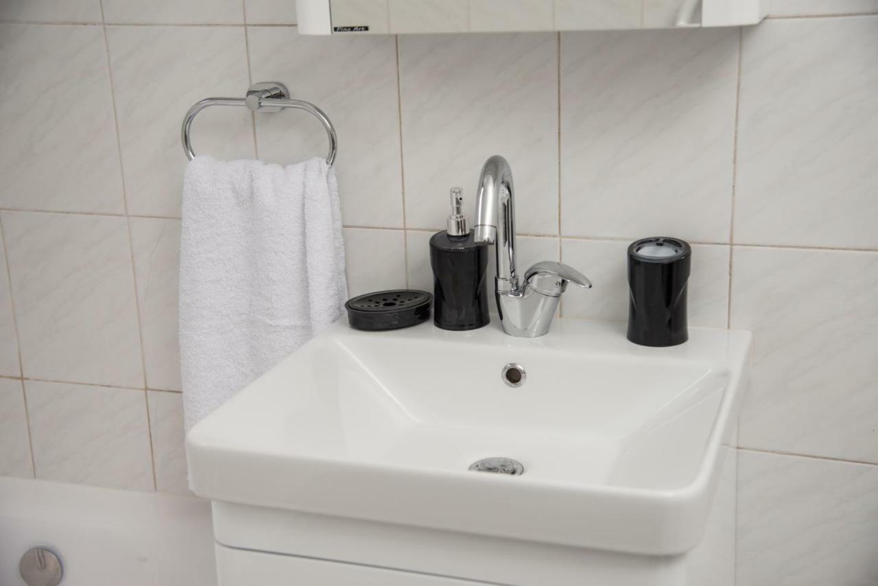 Royal Apartment Palánka Kültér fotó