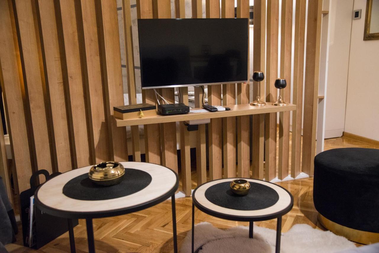 Royal Apartment Palánka Kültér fotó