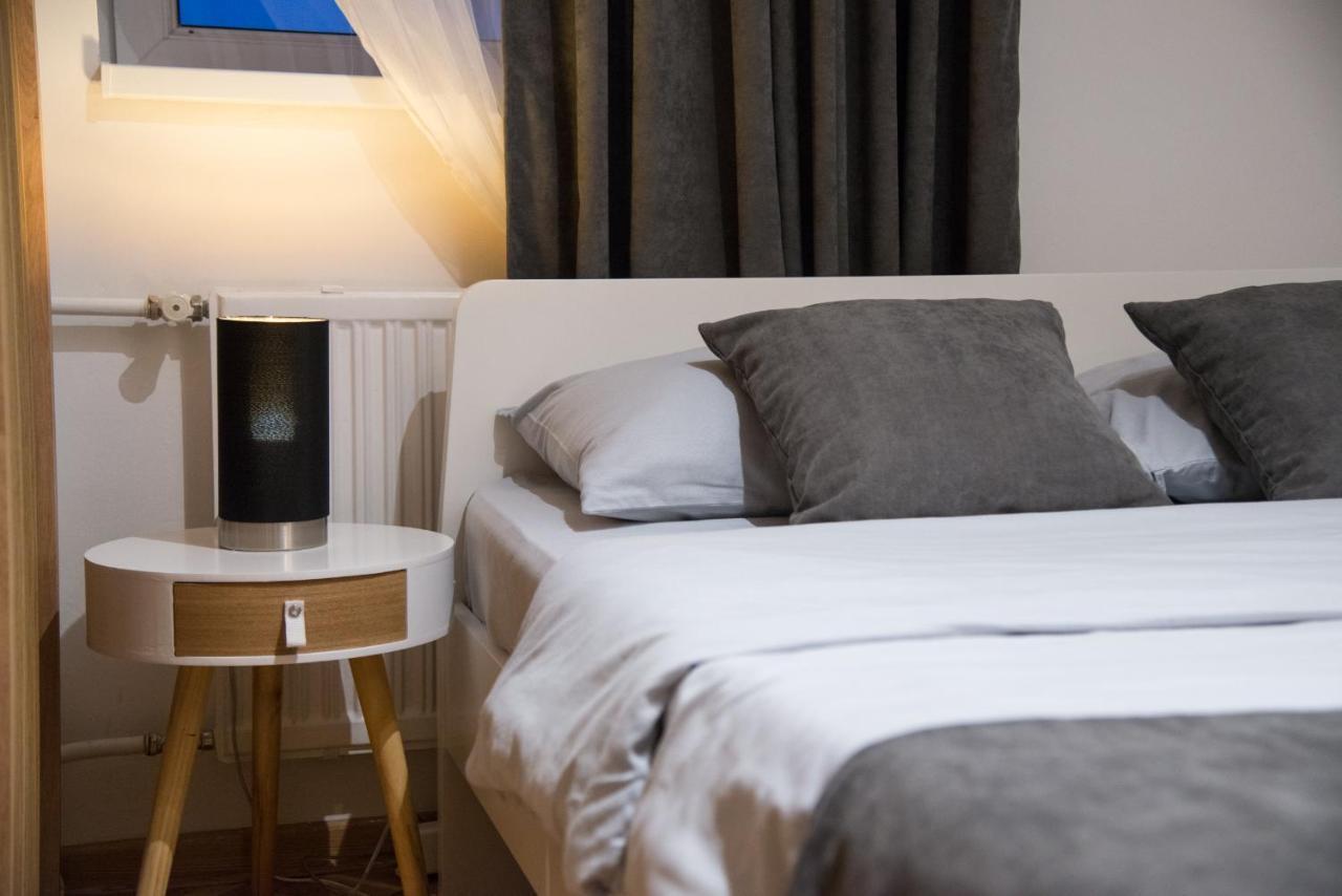 Royal Apartment Palánka Kültér fotó
